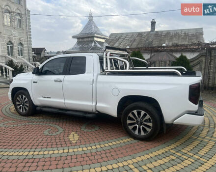 Білий Тойота Тундра, об'ємом двигуна 5.66 л та пробігом 8 тис. км за 52000 $, фото 12 на Automoto.ua