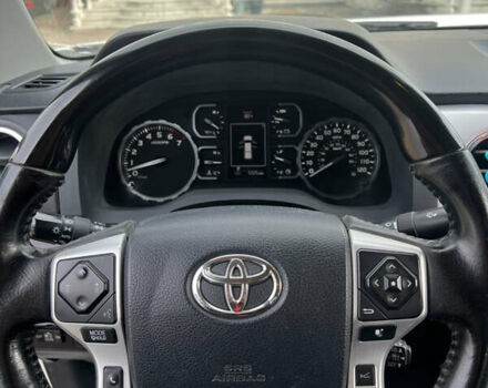 Білий Тойота Тундра, об'ємом двигуна 5.66 л та пробігом 8 тис. км за 52000 $, фото 37 на Automoto.ua