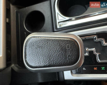 Белый Тойота Тундра, объемом двигателя 5.66 л и пробегом 142 тыс. км за 43700 $, фото 48 на Automoto.ua