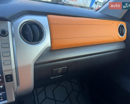 Белый Тойота Тундра, объемом двигателя 5.66 л и пробегом 142 тыс. км за 43700 $, фото 27 на Automoto.ua