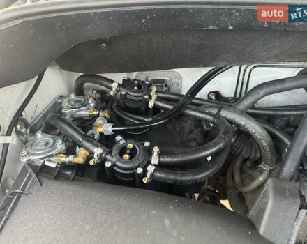 Белый Тойота Тундра, объемом двигателя 5.66 л и пробегом 142 тыс. км за 43700 $, фото 38 на Automoto.ua