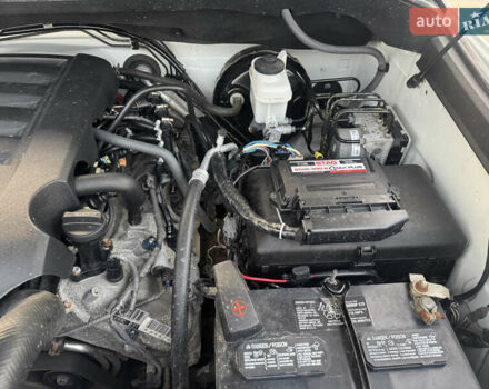 Белый Тойота Тундра, объемом двигателя 5.66 л и пробегом 142 тыс. км за 43700 $, фото 43 на Automoto.ua