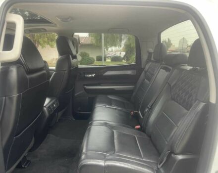 Белый Тойота Тундра, объемом двигателя 5.7 л и пробегом 39 тыс. км за 16500 $, фото 14 на Automoto.ua