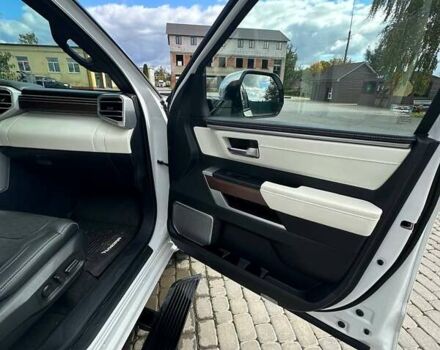 Белый Тойота Тундра, объемом двигателя 3.45 л и пробегом 40 тыс. км за 92500 $, фото 26 на Automoto.ua