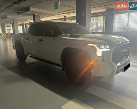 Белый Тойота Тундра, объемом двигателя 3.45 л и пробегом 4 тыс. км за 84848 $, фото 5 на Automoto.ua