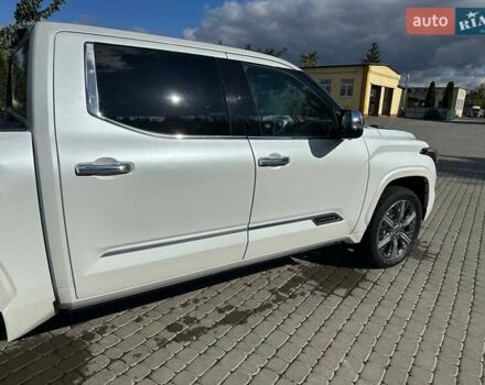 Белый Тойота Тундра, объемом двигателя 3.45 л и пробегом 40 тыс. км за 92500 $, фото 16 на Automoto.ua
