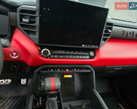 Белый Тойота Тундра, объемом двигателя 3.45 л и пробегом 4 тыс. км за 84848 $, фото 17 на Automoto.ua