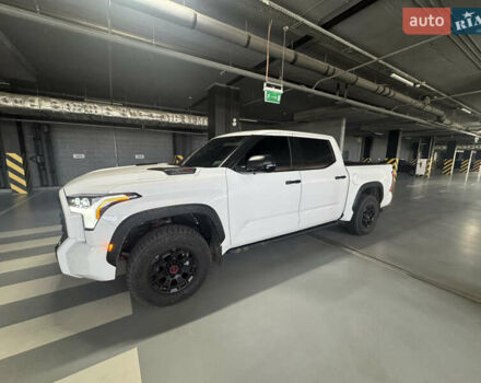 Белый Тойота Тундра, объемом двигателя 3.45 л и пробегом 4 тыс. км за 84848 $, фото 2 на Automoto.ua