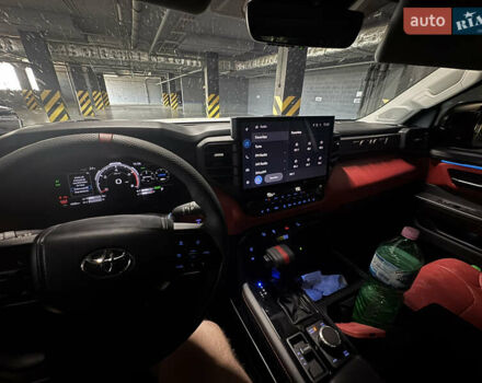 Белый Тойота Тундра, объемом двигателя 3.45 л и пробегом 4 тыс. км за 84848 $, фото 14 на Automoto.ua