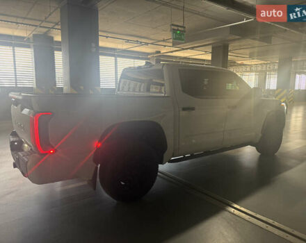 Белый Тойота Тундра, объемом двигателя 3.45 л и пробегом 4 тыс. км за 84848 $, фото 6 на Automoto.ua