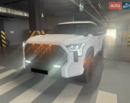 Белый Тойота Тундра, объемом двигателя 3.45 л и пробегом 4 тыс. км за 84848 $, фото 4 на Automoto.ua