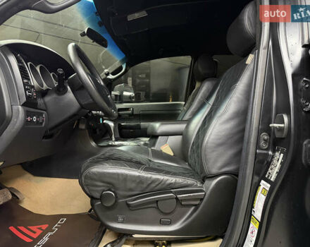 Черный Тойота Тундра, объемом двигателя 5.7 л и пробегом 158 тыс. км за 19900 $, фото 20 на Automoto.ua