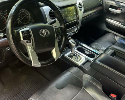 Черный Тойота Тундра, объемом двигателя 5.69 л и пробегом 173 тыс. км за 26000 $, фото 13 на Automoto.ua