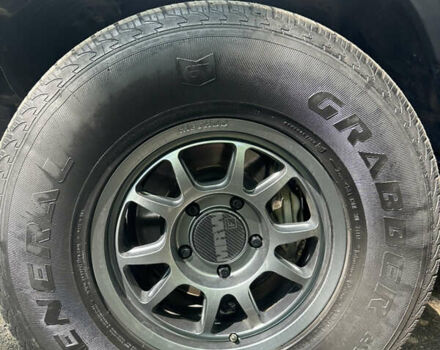 Черный Тойота Тундра, объемом двигателя 5.69 л и пробегом 173 тыс. км за 26000 $, фото 16 на Automoto.ua