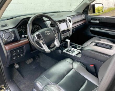 Черный Тойота Тундра, объемом двигателя 5.7 л и пробегом 44 тыс. км за 16700 $, фото 9 на Automoto.ua