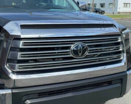 Черный Тойота Тундра, объемом двигателя 5.7 л и пробегом 44 тыс. км за 16700 $, фото 1 на Automoto.ua