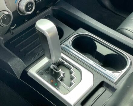 Черный Тойота Тундра, объемом двигателя 5.7 л и пробегом 44 тыс. км за 16700 $, фото 13 на Automoto.ua