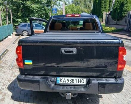 Черный Тойота Тундра, объемом двигателя 5.7 л и пробегом 50 тыс. км за 45000 $, фото 1 на Automoto.ua