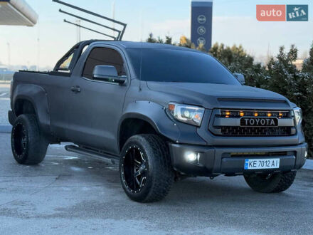 Тойота Тундра 2016 в Днепре (Днепропетровске) на Automoto.ua Черный Тойота Тундра, объемом двигателя 5.66 л и пробегом 120 тыс. км за 24500 $, фото 1 на Automoto.ua