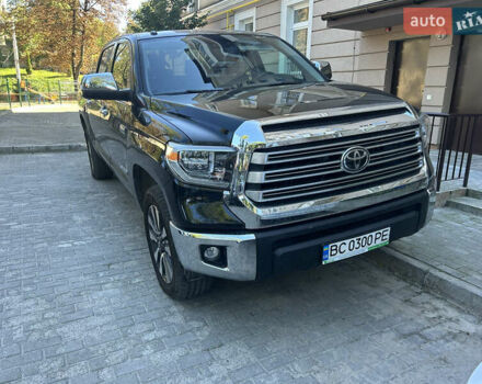 Черный Тойота Тундра, объемом двигателя 5.66 л и пробегом 65 тыс. км за 38000 $, фото 1 на Automoto.ua