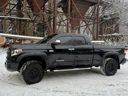 Чорний Тойота Тундра, об'ємом двигуна 5.7 л та пробігом 108 тис. км за 45800 $, фото 1 на Automoto.ua
