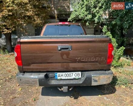 Коричневий Тойота Тундра, об'ємом двигуна 5.7 л та пробігом 200 тис. км за 28500 $, фото 1 на Automoto.ua