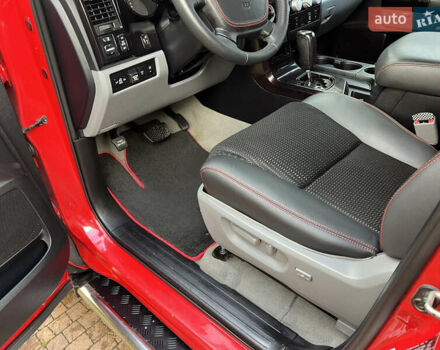 Красный Тойота Тундра, объемом двигателя 5.7 л и пробегом 205 тыс. км за 22900 $, фото 69 на Automoto.ua