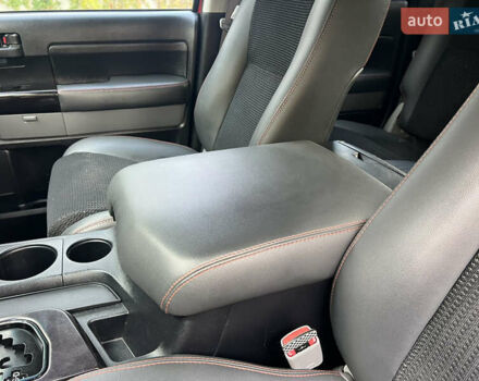 Красный Тойота Тундра, объемом двигателя 5.7 л и пробегом 205 тыс. км за 22900 $, фото 88 на Automoto.ua