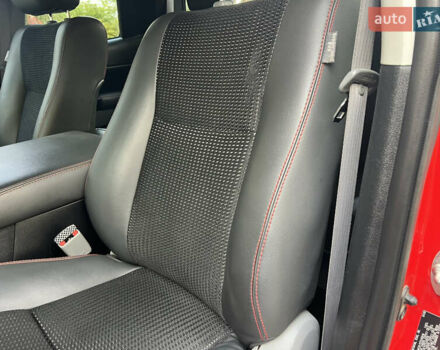 Красный Тойота Тундра, объемом двигателя 5.7 л и пробегом 205 тыс. км за 22900 $, фото 72 на Automoto.ua