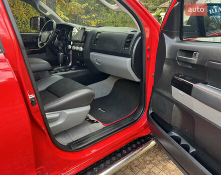 Красный Тойота Тундра, объемом двигателя 5.7 л и пробегом 205 тыс. км за 22900 $, фото 105 на Automoto.ua