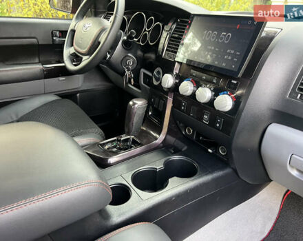 Красный Тойота Тундра, объемом двигателя 5.7 л и пробегом 205 тыс. км за 22900 $, фото 116 на Automoto.ua