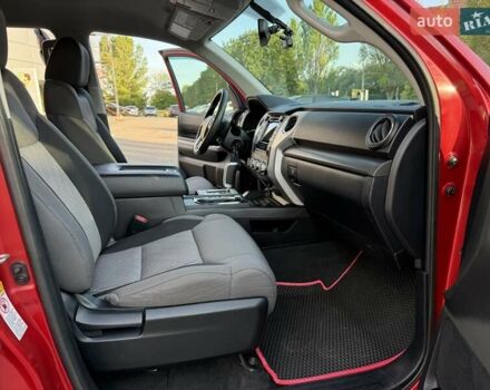 Красный Тойота Тундра, объемом двигателя 5.66 л и пробегом 106 тыс. км за 28800 $, фото 17 на Automoto.ua