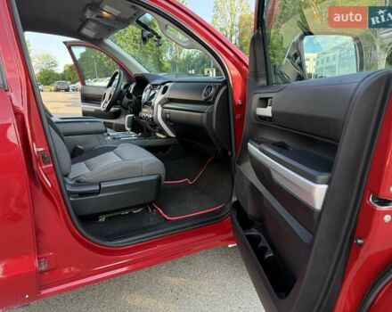 Красный Тойота Тундра, объемом двигателя 5.66 л и пробегом 106 тыс. км за 28800 $, фото 16 на Automoto.ua