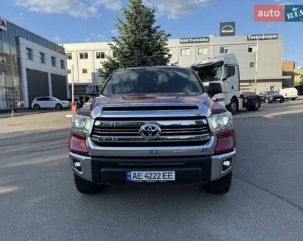 Красный Тойота Тундра, объемом двигателя 5.66 л и пробегом 106 тыс. км за 28800 $, фото 1 на Automoto.ua
