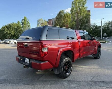Красный Тойота Тундра, объемом двигателя 5.66 л и пробегом 106 тыс. км за 28800 $, фото 4 на Automoto.ua