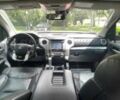 Красный Тойота Тундра, объемом двигателя 5.7 л и пробегом 88 тыс. км за 13500 $, фото 12 на Automoto.ua