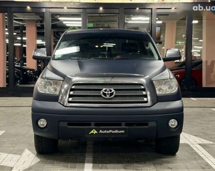 Тойота Тундра, объемом двигателя 0 л и пробегом 197 тыс. км за 24000 $, фото 2 на Automoto.ua