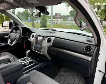 Тойота Тундра, об'ємом двигуна 5.7 л та пробігом 140 тис. км за 33450 $, фото 27 на Automoto.ua