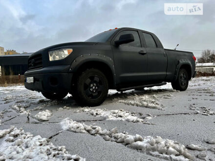 Тойота Тундра 2007 в Киеве на Automoto.ua Тойота Тундра, объемом двигателя 5.66 л и пробегом 160 тыс. км за 16000 $, фото 1 на Automoto.ua