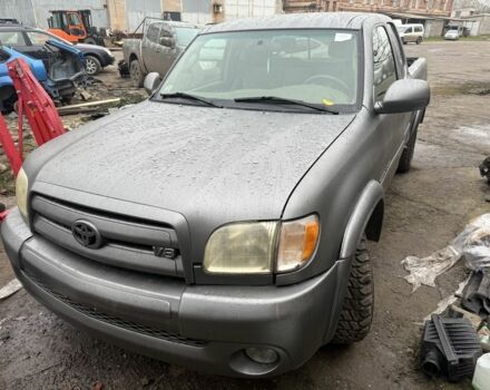 Серый Тойота Тундра, объемом двигателя 4.7 л и пробегом 200 тыс. км за 3200 $, фото 1 на Automoto.ua