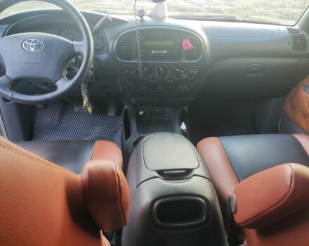 Серый Тойота Тундра, объемом двигателя 4.7 л и пробегом 307 тыс. км за 10300 $, фото 12 на Automoto.ua