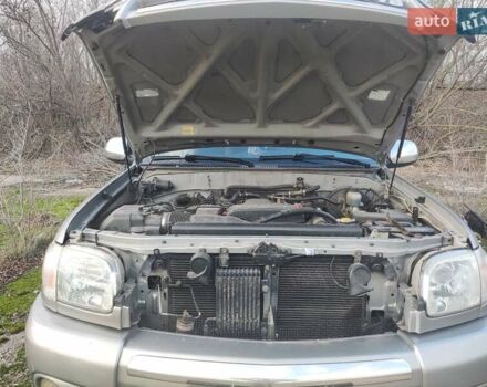 Серый Тойота Тундра, объемом двигателя 4.7 л и пробегом 300 тыс. км за 10300 $, фото 13 на Automoto.ua