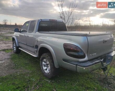 Серый Тойота Тундра, объемом двигателя 4.7 л и пробегом 300 тыс. км за 10300 $, фото 3 на Automoto.ua