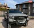 Серый Тойота Тундра, объемом двигателя 5.7 л и пробегом 160 тыс. км за 38999 $, фото 1 на Automoto.ua