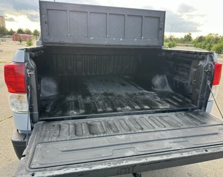 Серый Тойота Тундра, объемом двигателя 4.6 л и пробегом 155 тыс. км за 17900 $, фото 4 на Automoto.ua