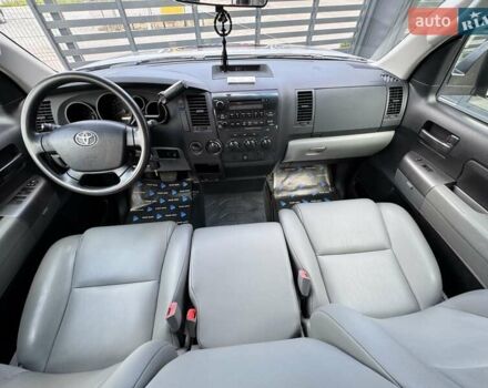Сірий Тойота Тундра, об'ємом двигуна 5.7 л та пробігом 120 тис. км за 22900 $, фото 3 на Automoto.ua
