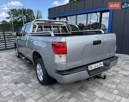 Сірий Тойота Тундра, об'ємом двигуна 5.7 л та пробігом 120 тис. км за 22900 $, фото 9 на Automoto.ua