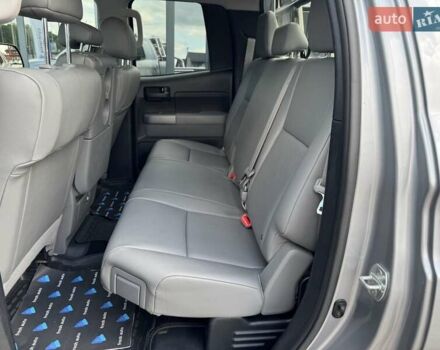 Сірий Тойота Тундра, об'ємом двигуна 5.7 л та пробігом 120 тис. км за 22900 $, фото 24 на Automoto.ua