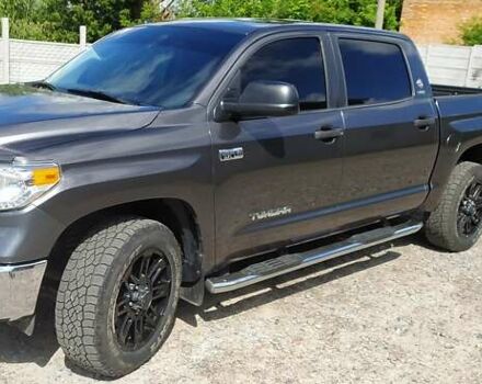 Тойота Тундра 2014 в Киеве на Automoto.ua Серый Тойота Тундра, объемом двигателя 5.7 л и пробегом 162 тыс. км за 38000 $, фото 1 на Automoto.ua