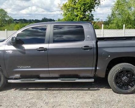 Тойота Тундра 2014 в Киеве на Automoto.ua Серый Тойота Тундра, объемом двигателя 5.7 л и пробегом 162 тыс. км за 38000 $, фото 4 на Automoto.ua
